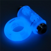 Голубое, светящееся в темноте эрекционное виброкольцо Lumino Play Vibrating Penis Ring - Lovetoy - в Копейске купить с доставкой