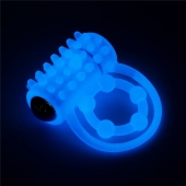 Голубое, светящееся в темноте виброкольцо Lumino Play Vibrating Penis Ring - Lovetoy - в Копейске купить с доставкой