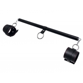 Черная распорка для ног с кожаными манжетами - Pecado - купить с доставкой в Копейске