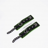 Черно-зеленые кожаные наручники с зеленой строчкой - Crazy Handmade - купить с доставкой в Копейске