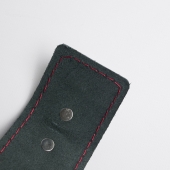 Черные кожаные наручники с красной строчкой - Crazy Handmade - купить с доставкой в Копейске