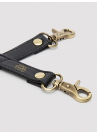 Черный фиксатор для манжет Bound to You Faux Leather Hogtie - Fifty Shades of Grey - купить с доставкой в Копейске