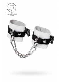 Бело-черные кожаные наручники с одним ремешком с люверсами - Pecado - купить с доставкой в Копейске