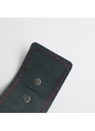 Черные кожаные наручники с красной строчкой - Crazy Handmade - купить с доставкой в Копейске